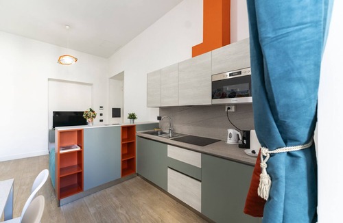 Naples City Centre Apartment | Casa di Andrea - One Bedroom Apartment, Sleeps 4