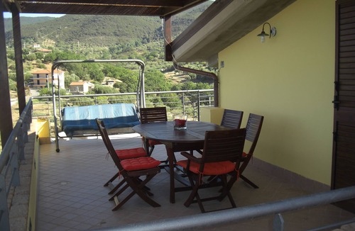 Pisciotta Apartment | CASA ELISABETTA/app. 2: magnificent sea view and comfort not far from Naples