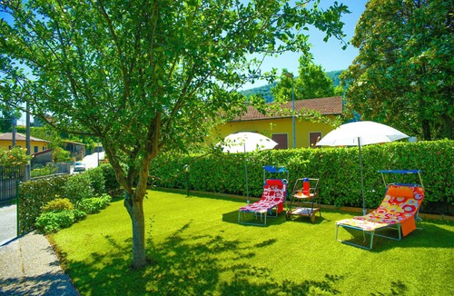 Cannobio Apartment | Casa Fiorella by Lago Reisen