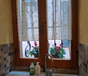 San Michele in Teverina House | Casa Flora