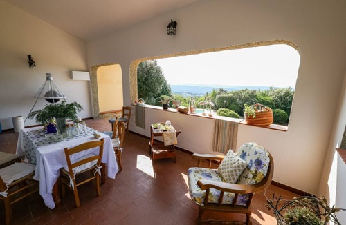 Monteverdi Marittimo Villa | Casa Ginepro: Villa with private panoramic swimming pool