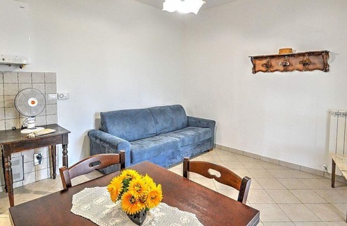 Spello House | Casa Ilena F: A graceful apartment situated in a quiet location, a few minutes from the town center, with Free WI-FI.