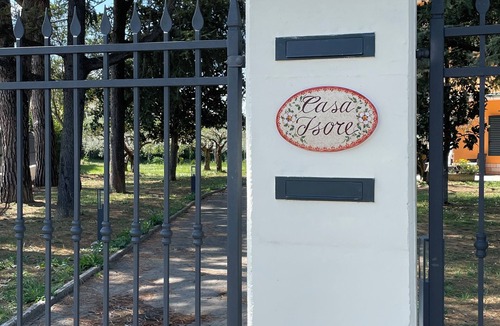 Pesaro Apartment | CASA ISOREA cozy place surrounded by greenery just a stone's throw from the city.