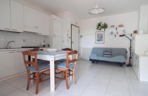Montesilvano Apartment | Casa Lina- vista mare con posto auto privato