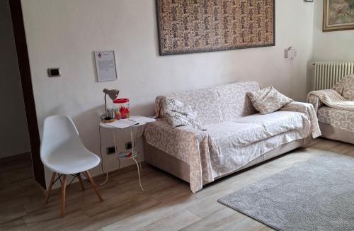 Asti Apartment | Casa Magenta Appartamento con giardino e bbq ad Asti