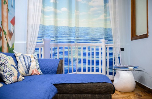 Vietri sul Mare Apartment | Casa Maggio - Two Bedroom Apartment, Sleeps 5