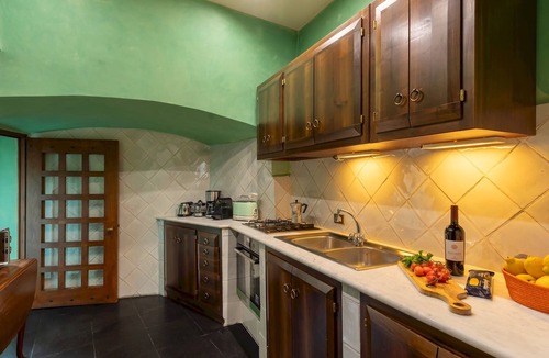 Rione V Ponte Villa | Casa Makam 4, Emma Villas