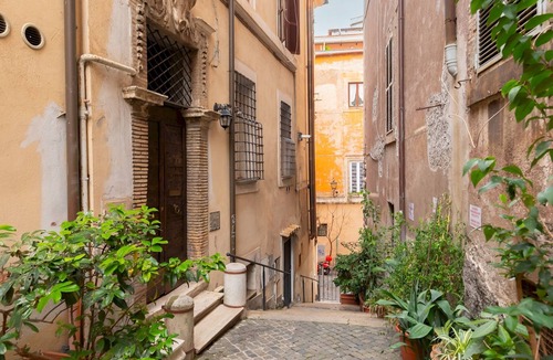 Rione V Ponte Villa | Casa Makam 4, Emma Villas