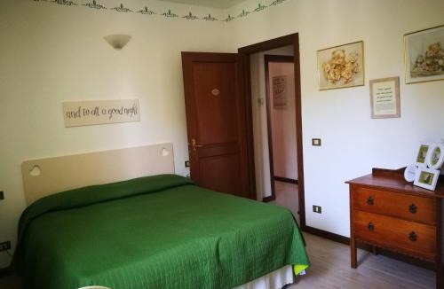 Follonica House | Casa Margherita Affittacamere B&B