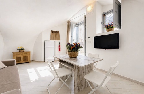 Monte Sant'Angelo House | Casa Marosa – In the Heart of the Village