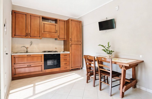 Chiesiola Apartment | Casa Melograno - Villa Mapa with Sea View, Wi-Fi, and Air Conditioning