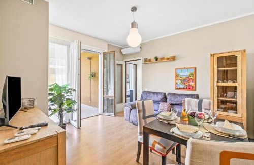 Nebbiuno Apartment | Casa Mirella quiet 2BR with View, Balcony and AC - Happy Rentals