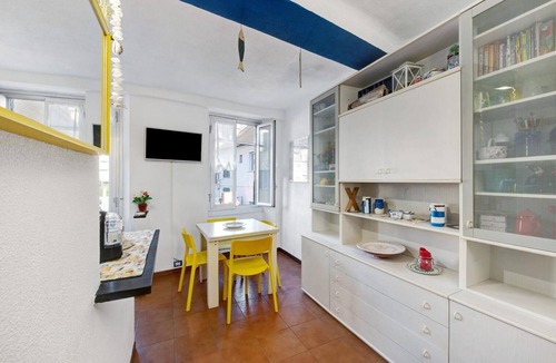 Arenzano Apartment | Casa Monica - One Bedroom Apartment, Sleeps 3
