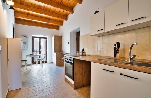 Acciano Apartment | Casa Notte Stellata 1-bedroom apartment in Roccapreturo