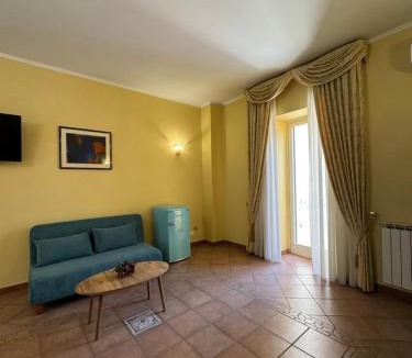 Fondi House | CASA PEPE - Fondi Vertice Rooms