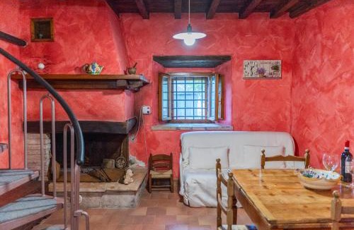 Campello sul Clitunno House | Casa Piccolo Borgo by Ospitaci