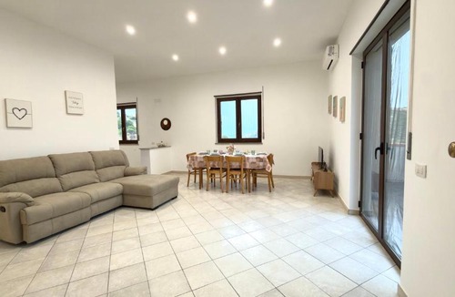 Rocca Imperiale Apartment | Casa Poppi Appartamento in Villa con Giardino