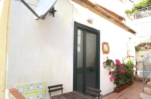 Cetara Apartment | Casa Rosa appartamento con giardino