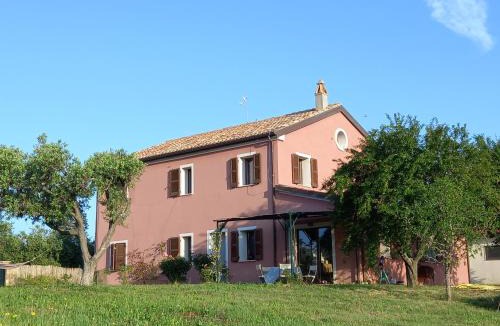 San Costanzo Bed & Breakfast | Casa Rosa