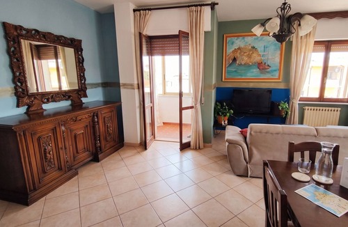 Tropea Apartment | Casa Rosy Tropea: 150sqm of Space and Freshness between Station, downtown and waterfront