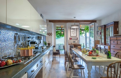 Centofinestre Villa | Casa Sant'Elia, villa in the heart of the Marche Region a few miles from the sea