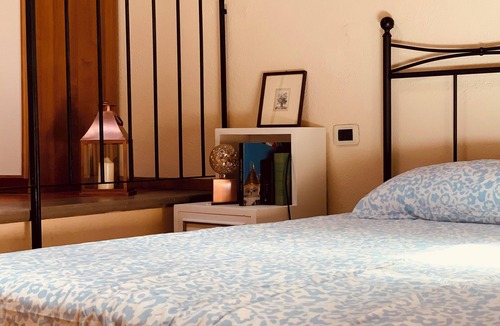 Spoleto Apartment | CASA SILLANI Roman Theater View; Relaxing Suite in Historic Center of Spoleto