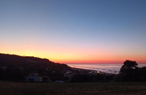 Fano Apartment | Casa Tobira - casale panoramico sul mare in collina