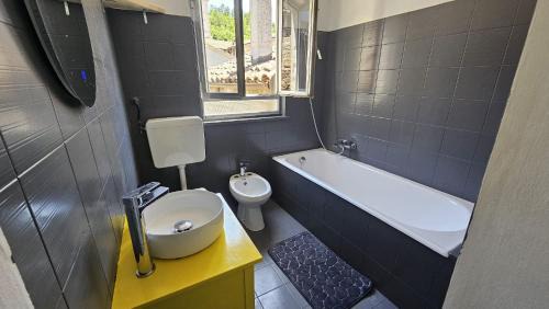 Cantiano Apartment | Casa Vacanza Jolie