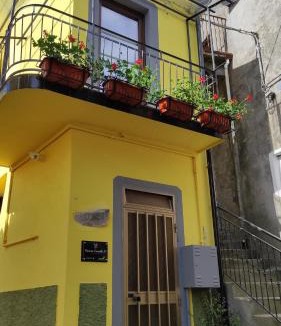 Rotonda House | Casa vacanze Dimora Castello 19