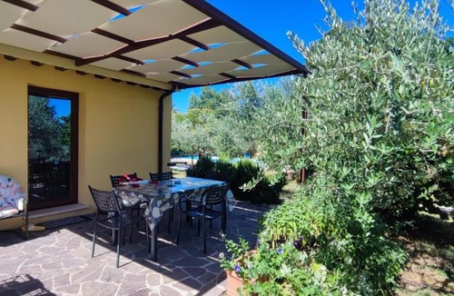 Pietrauta House | Casa Vacanze "Dimora Quercia" - Appartamento "Oliva"