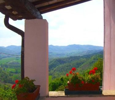 Nocera Umbra House | casa vacanze il gelsomino
