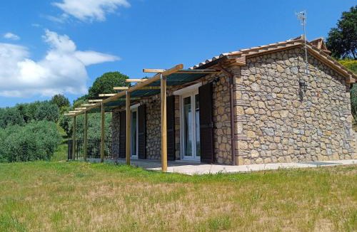 Semproniano House | Casa vacanze in pietra Il Nibbio Reale