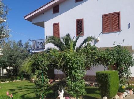 Roseto Capo Spulico House | Casa Vacanze Il Roseto