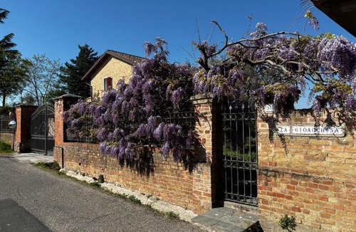 Agliano Terme Apartment | Casa vacanze La Gioacchina