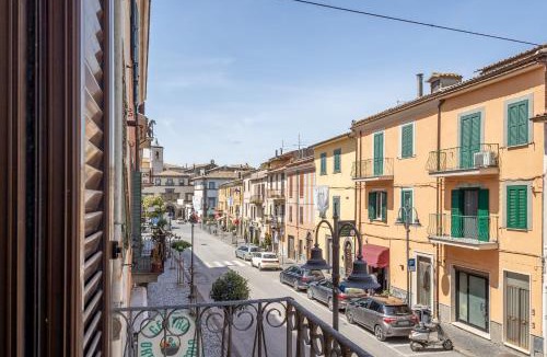 Marta Apartment | Casa Vacanze La Verderosa 2 - a due passi dal lago