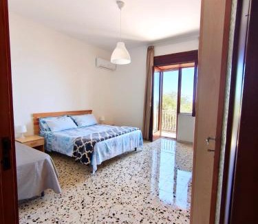 Marina Lido Apartment | Casa vacanze "Mia"