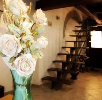 Gualdo Tadino Apartment | Casa Vacanze Sotto Piazza