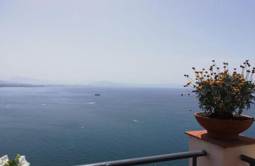 Raito Apartment | Casa vacanze ' TRA CIELO E MARE '