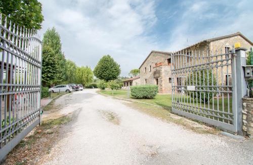 Collesanto House | Casa Vacanze Vecchio Granaio