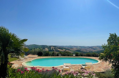 Orciano di Pesaro Villa | Casa Zefiro 4 by Marche Holiday Villas