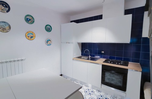 Vietri sul Mare Apartment | CASAGIUGIUside Vietri's main street with traditional ceramics, restaurants