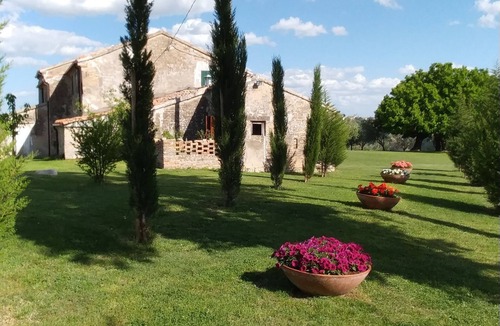 Ponte Rio House | Casal Ferriano - Typical Marche farmhouse
