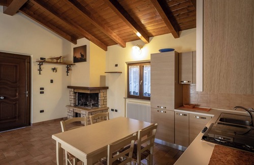 San Costanzo Villa | Casal Tartan - Villa with swimming pool and heated jacuzzi