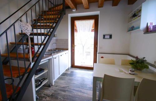 Vetralla Apartment | Casale dei Lamponi a "le Moline" vita in fattoria