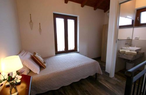 Vetralla Apartment | Casale dei Lamponi a "le Moline" vita in fattoria