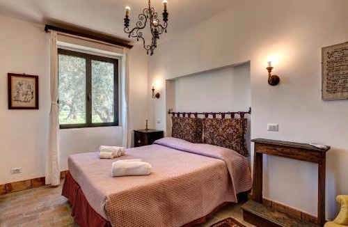 Pitigliano House | Casale il Poderetto by Mamo Florence