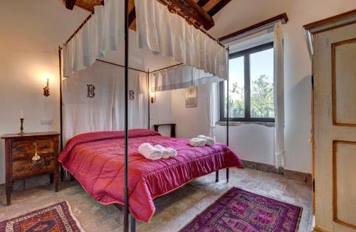 Pitigliano House | Casale il Poderetto by Mamo Florence