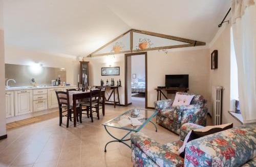 Allerona House | Casale Montemoro – Private Pool & Garden | Sleeps 10 - Happy Rentals