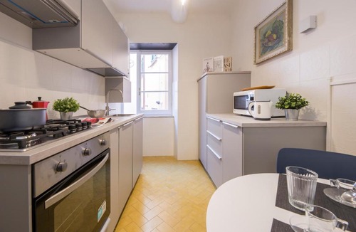 Camogli Apartment | CasaViva-Family Seaview Apt in Camogli