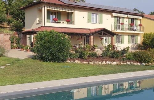 Penango Bed & Breakfast | Cascina il Volo